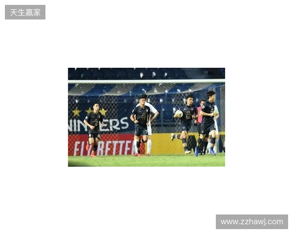 武里南联主帅:虽然申花排名并不靠前,但我们绝不会轻视他们 武里南联主帅:虽然申花排名并不靠前,但我们绝不会轻视他们